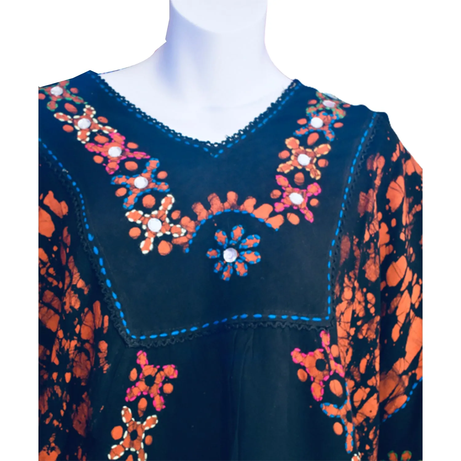 Short Kaftan Black Top Red Floral